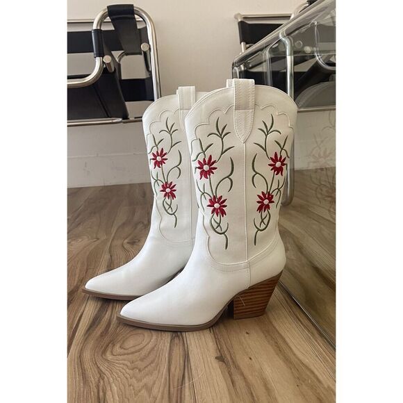 BiLLiNi Women's Yanet  Western Red Boots Pointed Toe Chunky Heel Boots size 9 - Picture 4 of 7